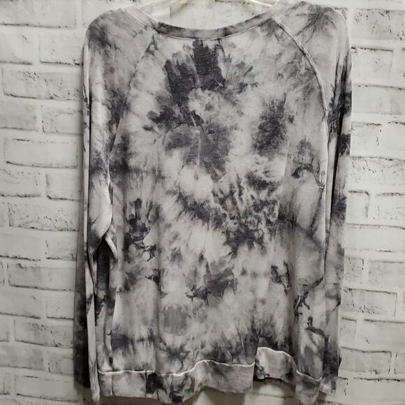 Est top   - Picture 3 of 3